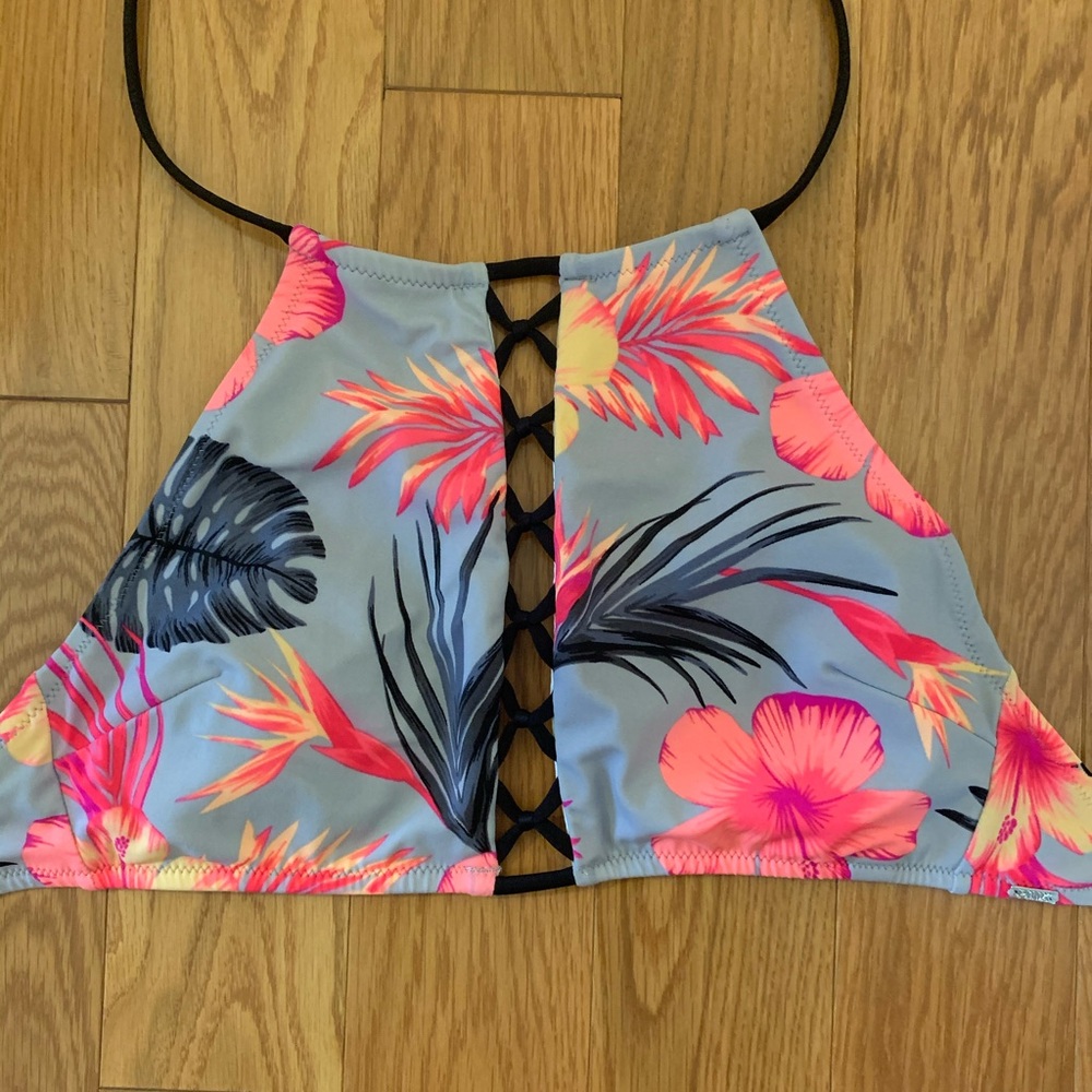 Victoria’s Secret PINK Tropical Bikini Top- Small